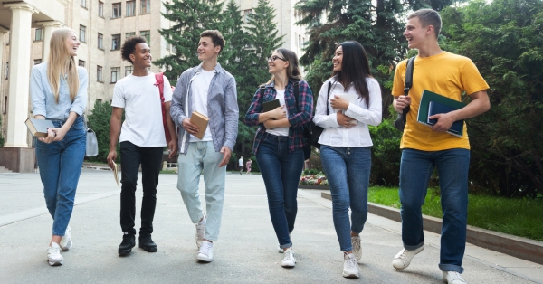 למה לבחור ללמוד ב-SV College?